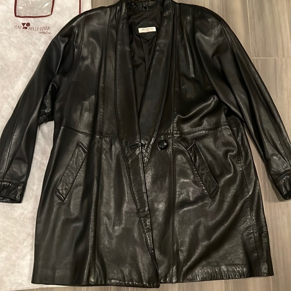Women’s leather coat. From famous top quality Yuki Belle Femme Ginza Tokyo.
